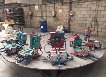 Powder-coating machines in production